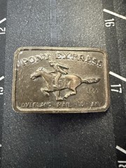 VINTAGE SMALLER SIZE PONY EXPRESS OVERLAND MAIL COMPANY BELT BUCKLE SINCE 1860