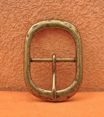 Men Vintage Retro Brass Classic Pin Center Bar Metal Belt Buckle Fit 31MM Straps