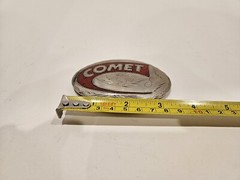 COMET Red Coral Chip Inlaid Hand Engraved Custom Belt Buckle Vintage Silver Tone