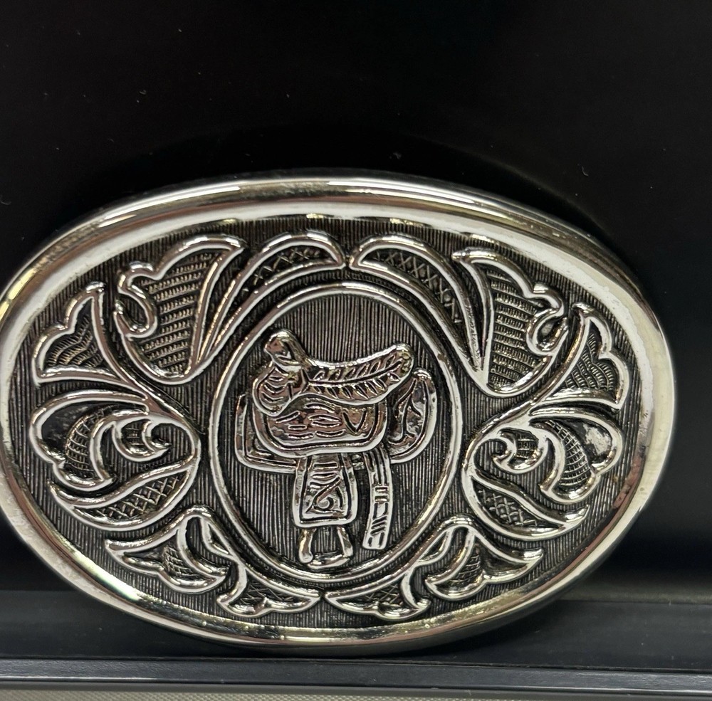 Avon Men’s Western Cowboy Oval Floral Silver Tone Belt Buckle Fits 1.5&Prime;