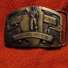 Men&rsquo;s Vintage Coal Mining Illinois Belt Buckle 1882-1982 1981 Fatal-Free LE