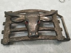VTG. Cowboy Belt Buckle Long Horn Bull Head 4 »X2 » Silver Tone