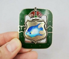 Antique British Enamel Bermuda Fish Crown Sterling Silver Belt Buckle 2&Prime; 37g