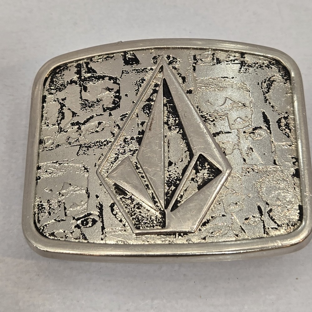 Volcom Falling Skulls Skateboard Diamond Logo Silver and Black Buckle 1.5” Belt