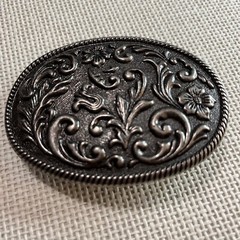 VTG Ornate Silver Pewter-toned Belt Buckle Raised Flower Filigree Scrollwork EUC