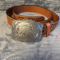 Crumrine Buffalo Belt & Buckle Western Silver Tone 38058 Cowboy LEATHER Belt 42