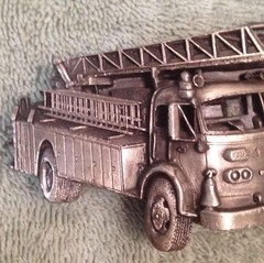 1978 Bergamot Brass Works Firetruck Ladder Truck Fireman Metal Belt Buckle Fire