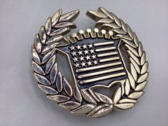 2 vtg belt buckles – Cadillac Emblem U.S. Flag #8387 & 1998 Pewter ARIZONA #265