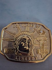 Centennial 1886-1986 Statue of Liberty Commemorate Golden Belt Buckle (O-17)