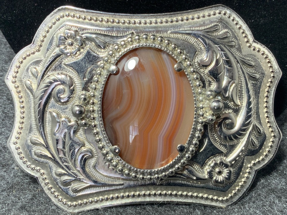 « Banded Agate” Belt Buckle 3-1/2 » L X 2-1/2” Heavy: 3.5 oz. Nickel