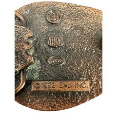 Vtg 1992 C+J Inc Bear Paw Belt Buckle Green Inlay Red Stone CJ1581 USA Bronze