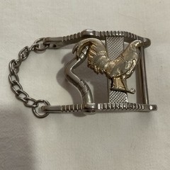 Men&rsquo;s Western Rectangle Belt Buckle Silver/Gold Rooster Design Chain Accent 1.5”