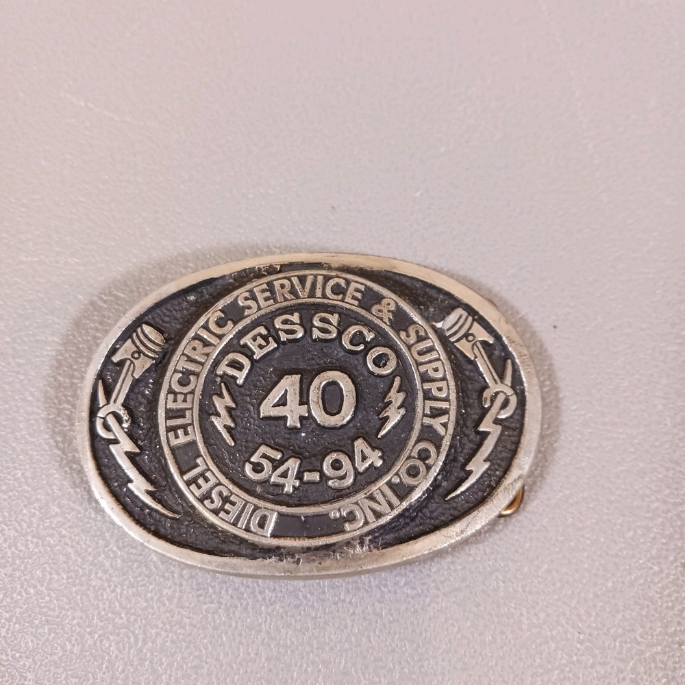 Vntg Diesel Electric Supply Service Company 40 Yrs Belt Buckle 54-94 Gary Praxen