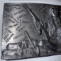 Vintage Military Belt Buckle Vietnam 101ST airborne 1st Cav. New Old Stock ￼