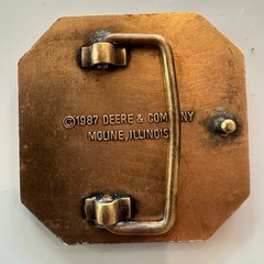 1987 Deere & Company Moline Illinois Octagon Buck Belt Buckle Deere Stag D Logo