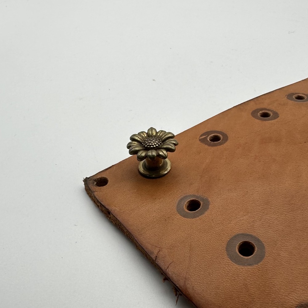 Vintage Bronze Sun Flower Button For Denim Jeans,Fabric Hats Decorative BT lot