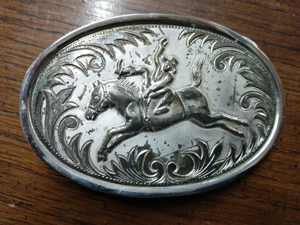Western Style Silver Plated Belt Buckle- Horse & Rider (Stamped 1028) « LB »