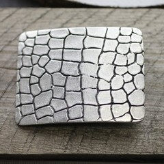 Croco Look Belt Buckle Antique Silver – Modern Minimal Design with Reptile Look