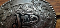 Justin Boots Brand – Silver Belt Buckle Fillagree Engraved Scroll Work Oval