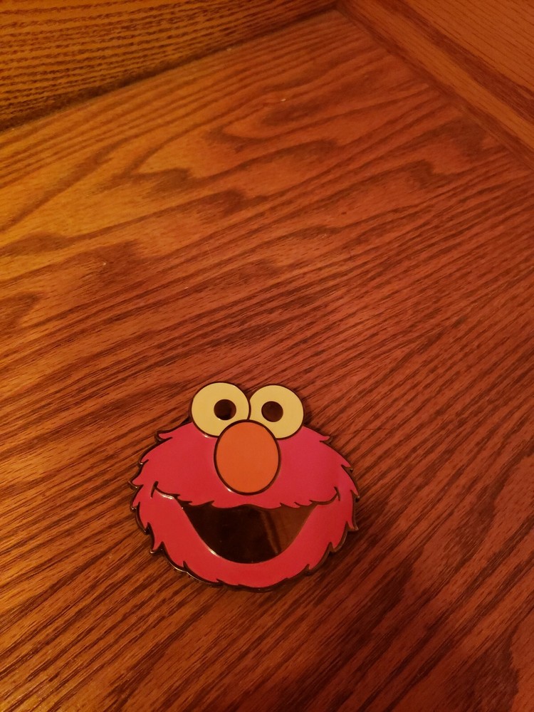 Sesame Street Elmo Belt Buckle