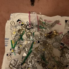 LOT OF 200 ITEMS: BUCKLES/ADDITIONAL ITEMS- VARIOUS STYLES AND DESIGNS – BOX 2