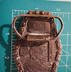 Vintage Men&rsquo;s Motorcycle Biker Belt Buckle Chain Accent Bronze/Gold ©1981