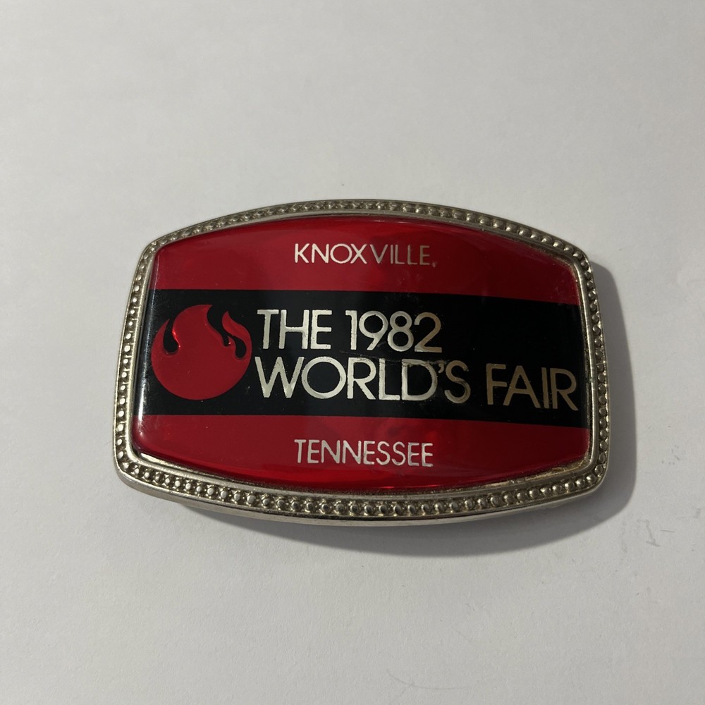 VTG 1982 Knoxville Tennessee worlds fair red and silver belt buckle!