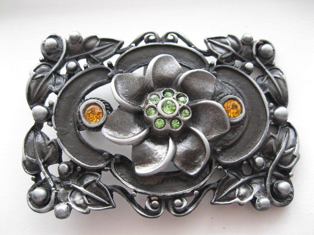 Belt Buckle #365 – Metal with Crystals