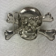 Belt Buckle Skull With Crossbones Blue Clear Rhinestones New No Tags
