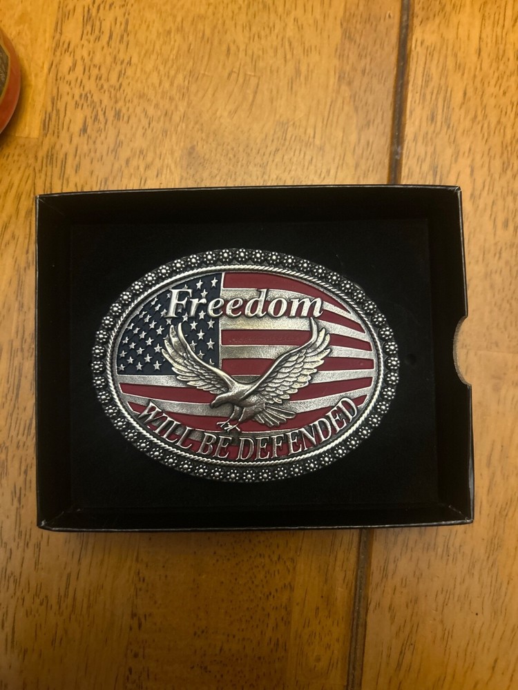 belt buckle