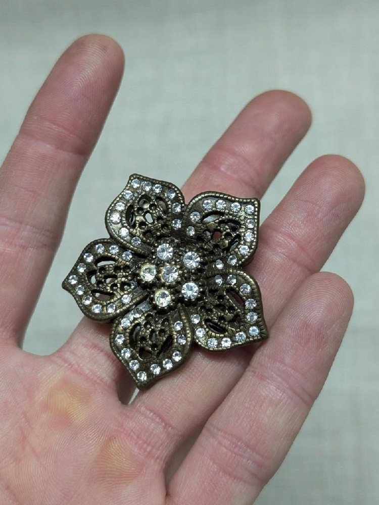 vintage FLORAL belt buckle BRASS engraved RHINESTONE studded WESTERN star