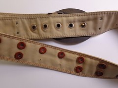 VTG RARE HUGO BOSS LEATHER NATIVE AMERICAN INDIAN CHIEF HEAD BELT BUCKLE 42,9&Prime;