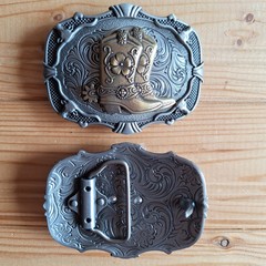 Western country metal & bronze belt buckle boots