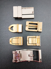 Mixed Lot of 6 Vintage Designer Men&rsquo;s Belt Buckles Silver/Gold Tone
