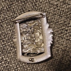 Lion Head Belt Buckle Rhinestone Blue Eyes Silver Tone Bling Western Biker Style