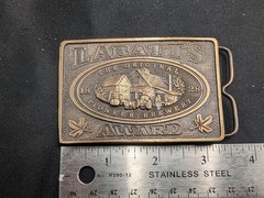Vintage 1976 Labatt&rsquo;s « The Original Pioneer Brewery » Belt Buckle