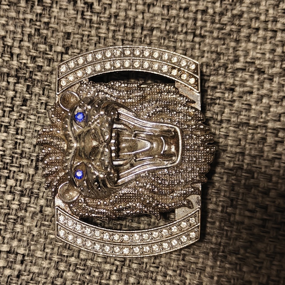 Lion Head Belt Buckle Rhinestone Blue Eyes Silver Tone Bling Western Biker Style