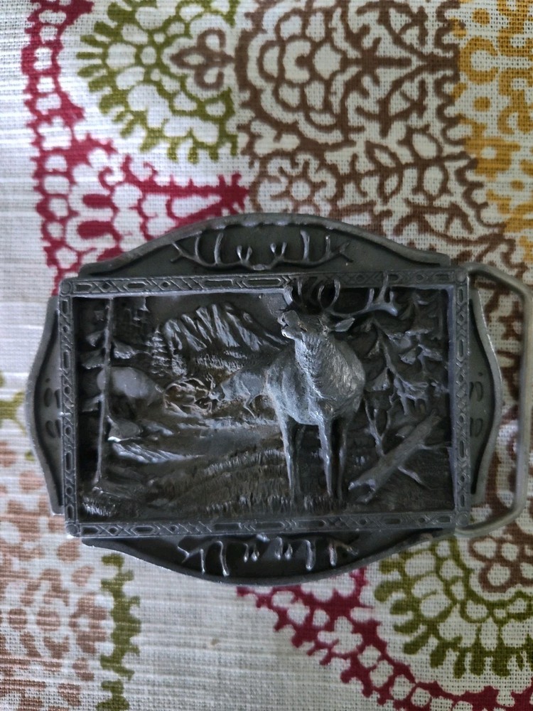Brew City Collectibles Pewter Deer Hunting Western Belt Buckle 1.5in MPN 4501