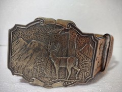 VTG. BUCK DEER SCENE BELT BUCKLE WYOMING STUDIO ART JAMES LIND 1974 HEAVY PEWTER