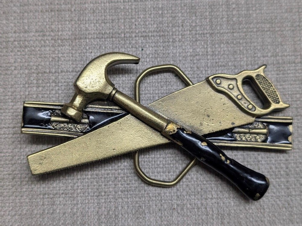 vintage USA made CARPENTER belt buckle TOOLS handyman craftsman BRASS western