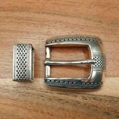 Western Textured Engraved Pattern Single Tongue Prong Cowboy Belt Buckle Set