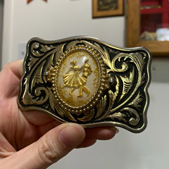 Western Metal Belt Buckle Gold/Black Floral Engraved Dancing Couple Fits 1.5&Prime;