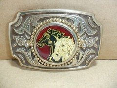 1980s HORSES BLACK & WHITE BELT BUCKLE MADE USA GOLD METAL RESIN VINTAGE