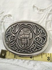 Vtg Avon Saddle Silver Tone Belt Buckle.