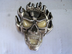 BELT BUCKLE, FLAMING SKULL, SILVER COLOR WITH CREAM ENAMEL