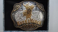 Crumrine Western Belt Buckle Bull Rider Rodeo Roughstock Gold Silver C08669