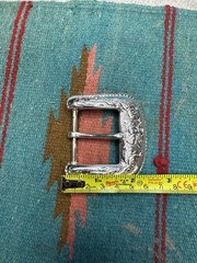 Vintage Western Cowgirl Floral Engraved Belt Buckle Rope Edge 41g