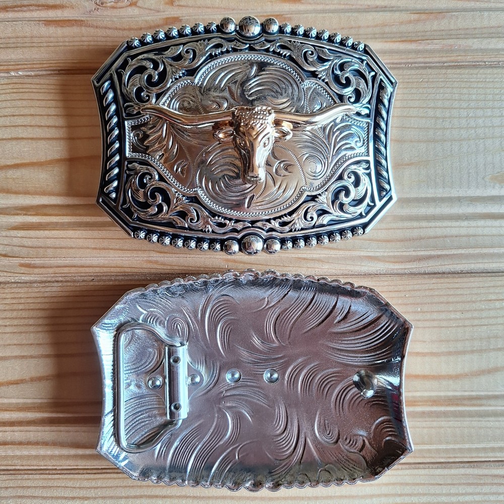 BIG Long horns bull relief balls western country silver & gold belt buckle
