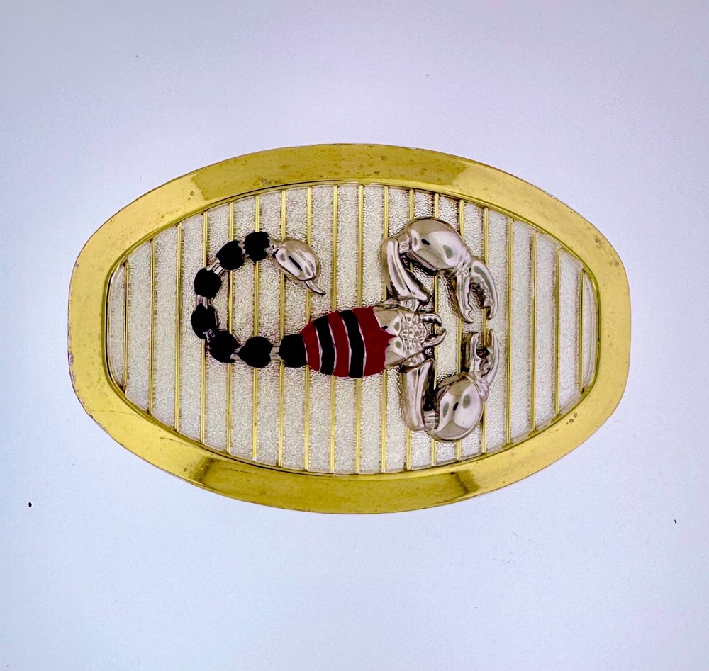 Men&rsquo;s Vintage Silver and Gold Scorpion Belt Buckle – American Western Desert