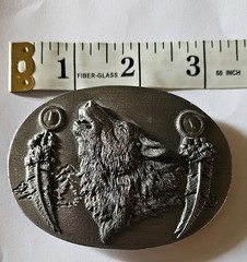 Vintage 1993 Siskiyou Pewter Howling Wolf Spirit Belt Buckle Feathers O-8